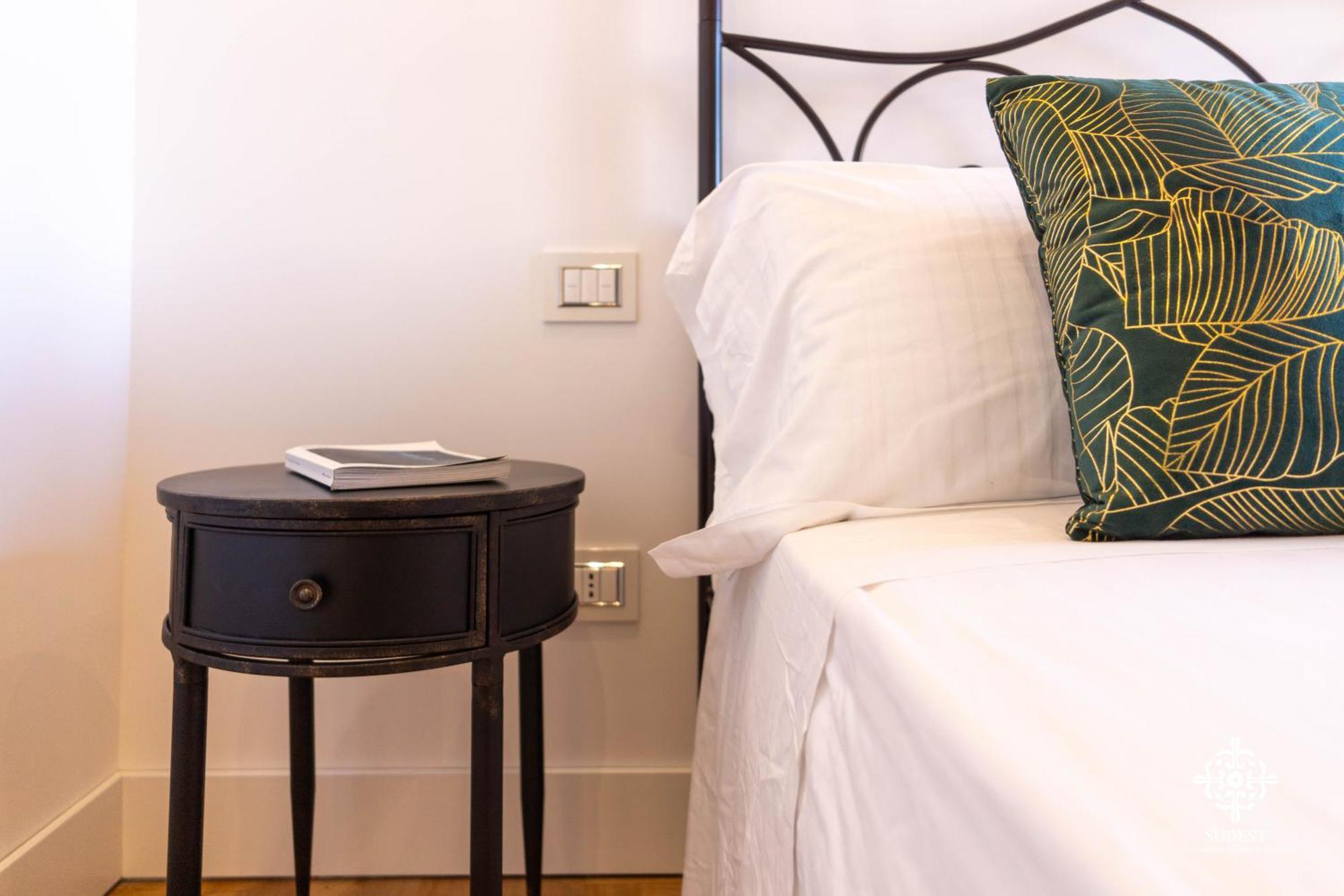 Residenza Dumah - Elegante Dimora In Centro Leilighet Syracuse Eksteriør bilde